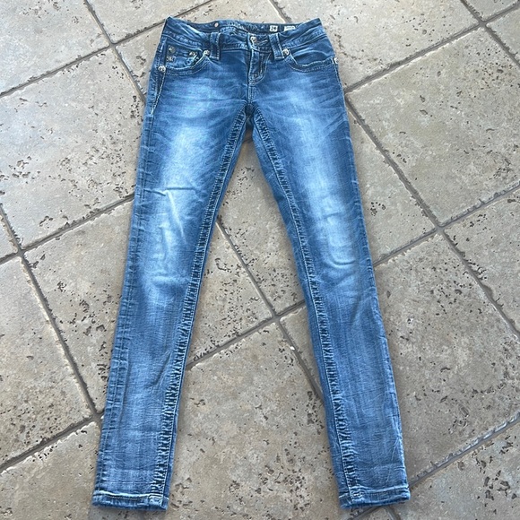 Miss Me Denim - Miss me signature skinny stretch 24 like new